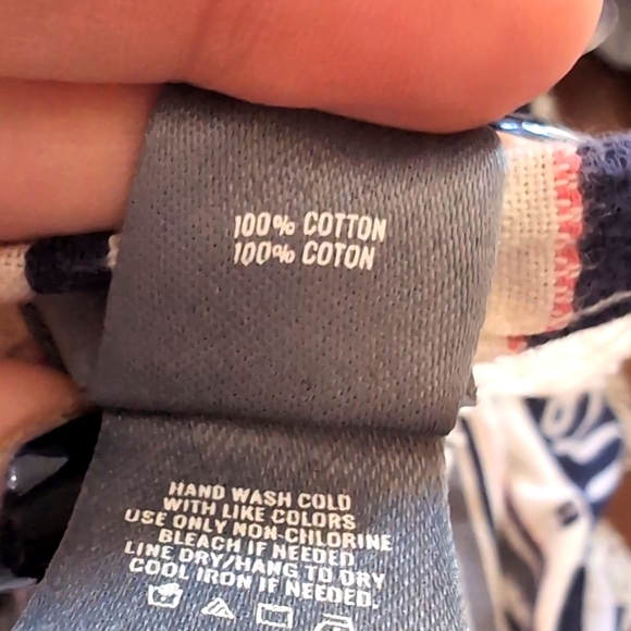 Aerie scarf - Picture 3 of 5